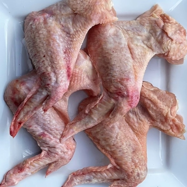 Chicken wings raw dog food treats. 100% natural raw chicken wings from Raw Made Simple